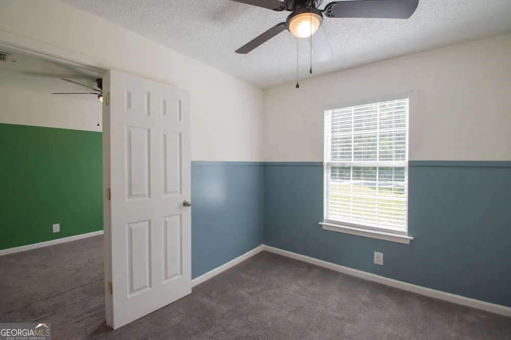 300 Village DR Woodbine, GA 31569