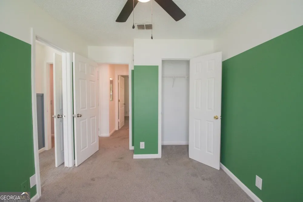 300 Village DR Woodbine, GA 31569