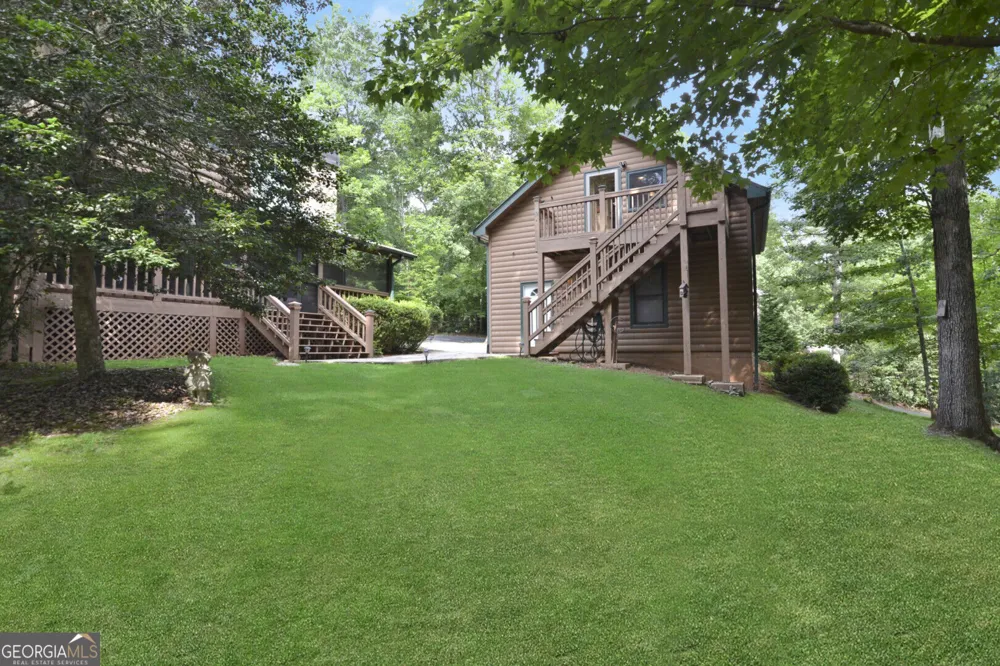 145 Lake Ridge DR Blue Ridge, GA 30513