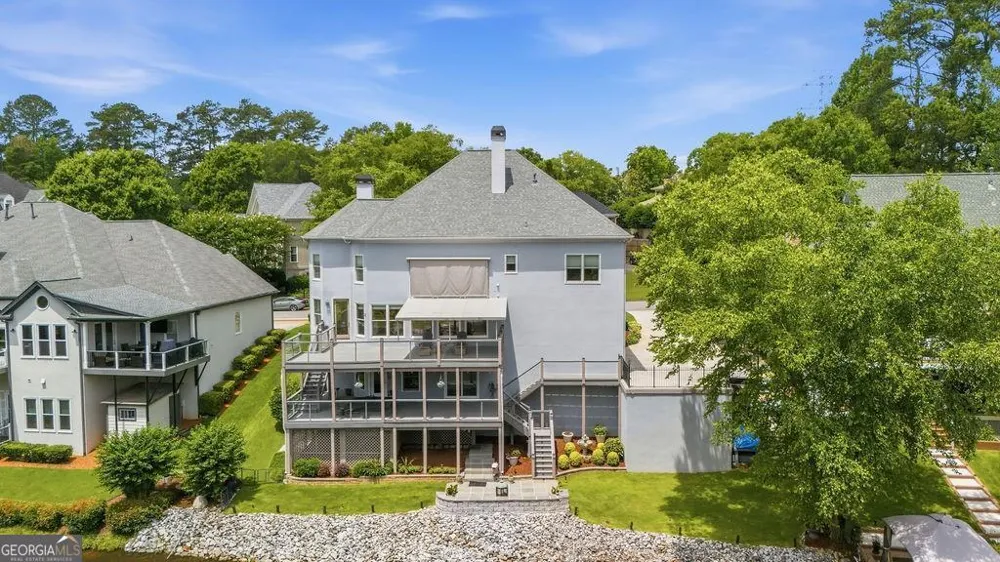 5343 Lake View CLB Dunwoody, GA 30338