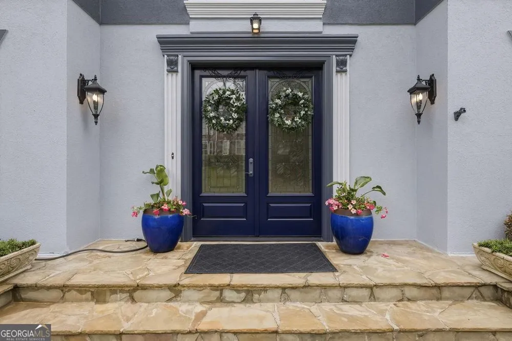 5343 Lake View CLB Dunwoody, GA 30338