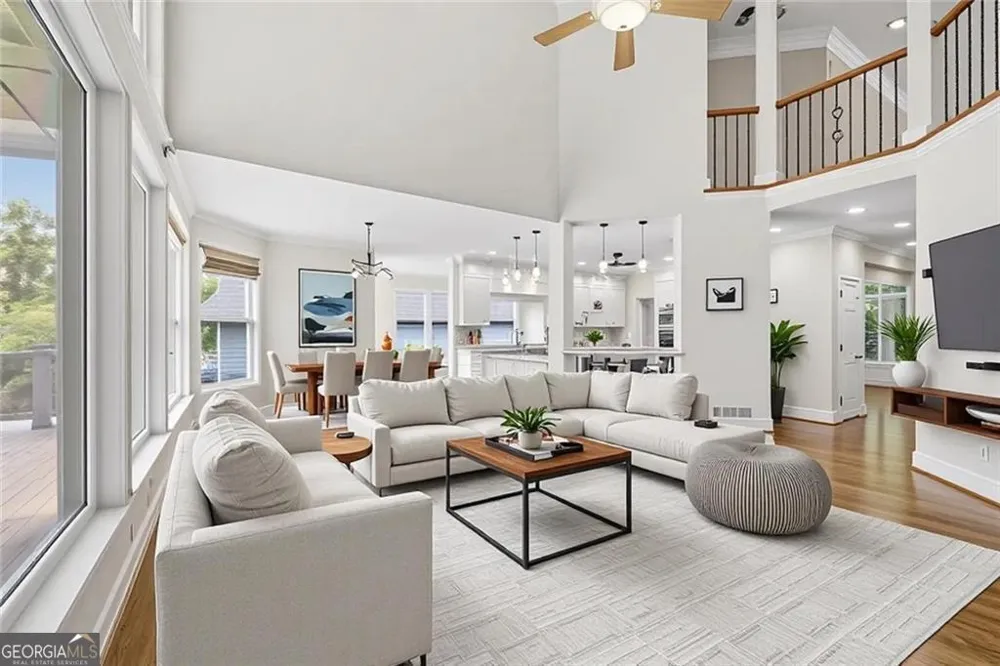 5343 Lake View CLB Dunwoody, GA 30338