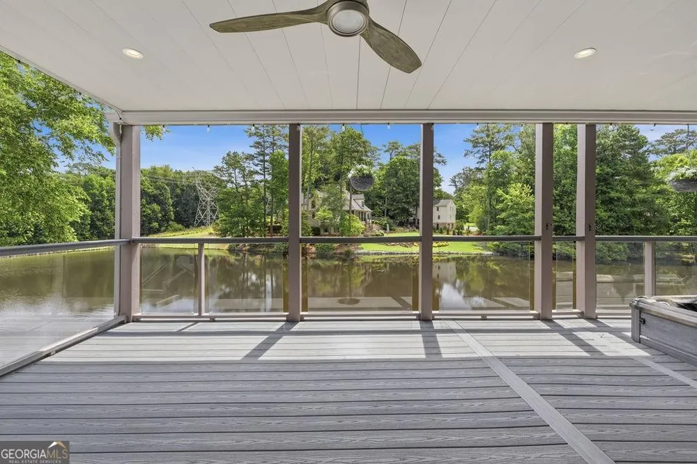 5343 Lake View CLB Dunwoody, GA 30338
