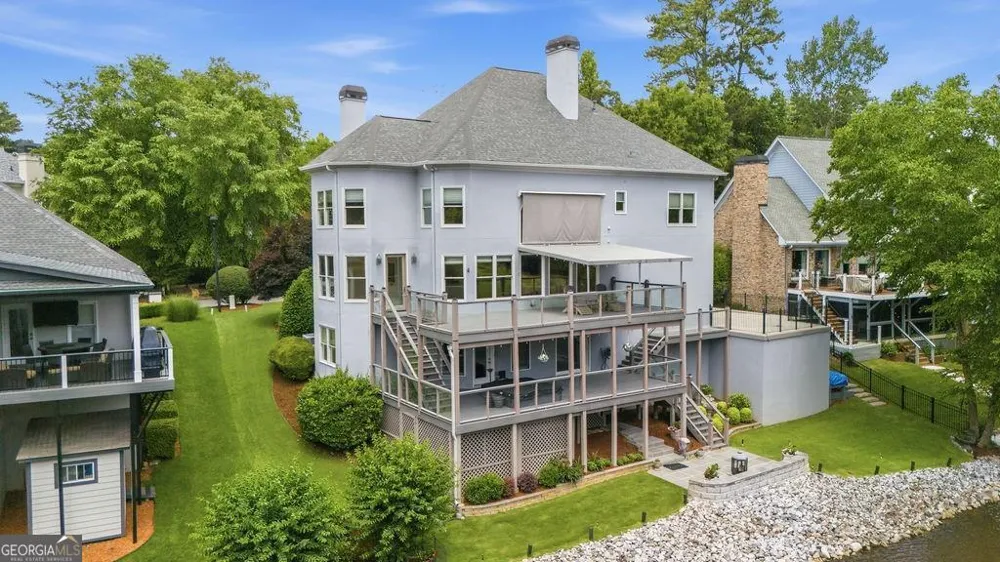 5343 Lake View CLB Dunwoody, GA 30338