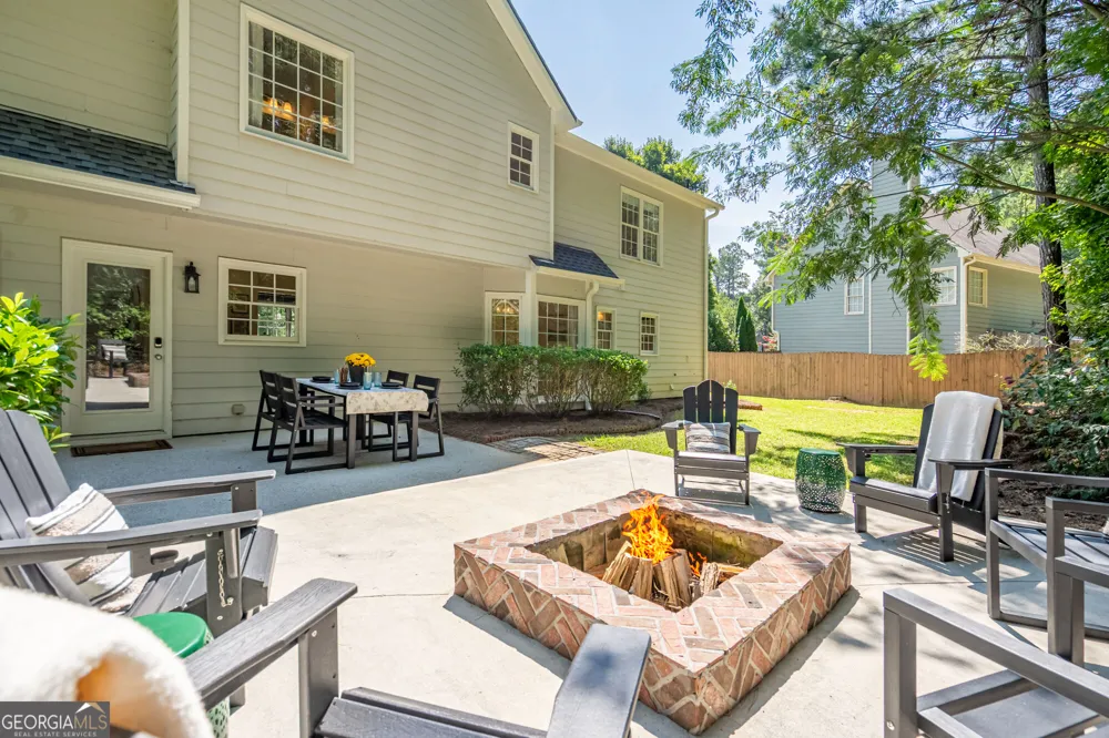 4452 Blowing Wind DR NW Acworth, GA 30101