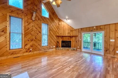 300 Chapman LN Blairsville, GA 30512