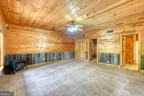 300 Chapman LN Blairsville, GA 30512