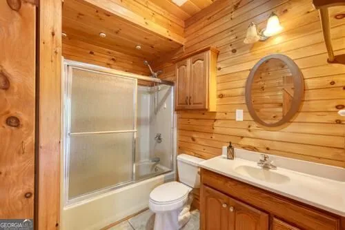300 Chapman LN Blairsville, GA 30512