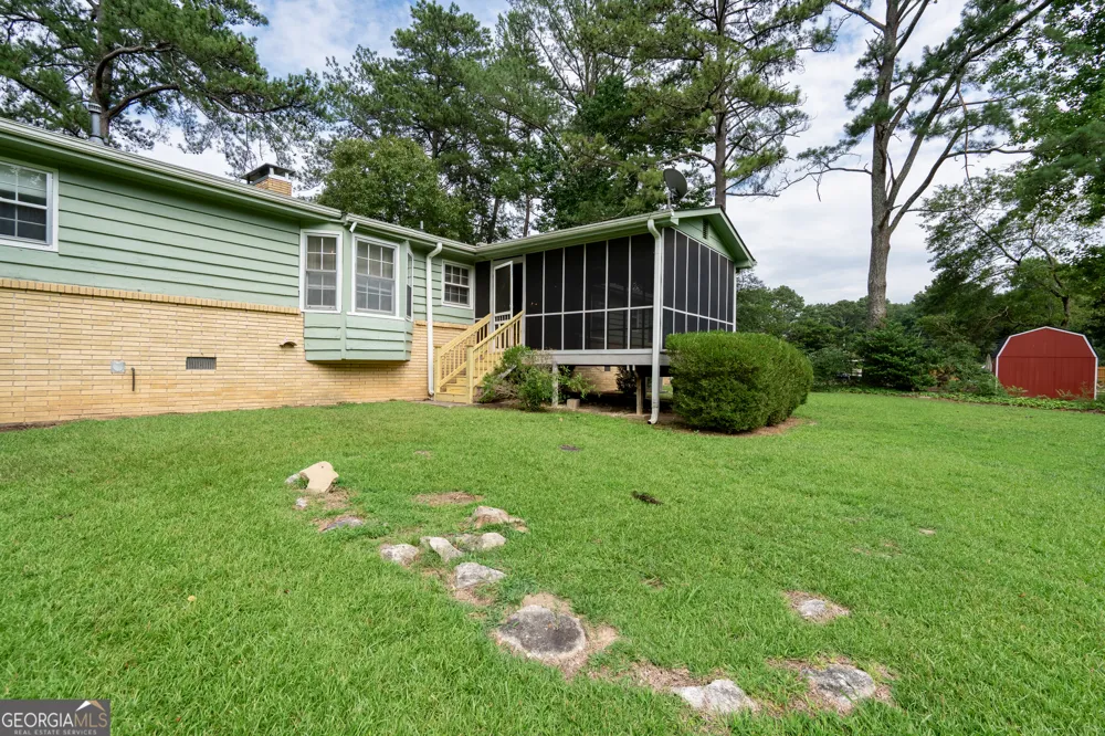 2685 Ashworth Lake RD Snellville, GA 30078
