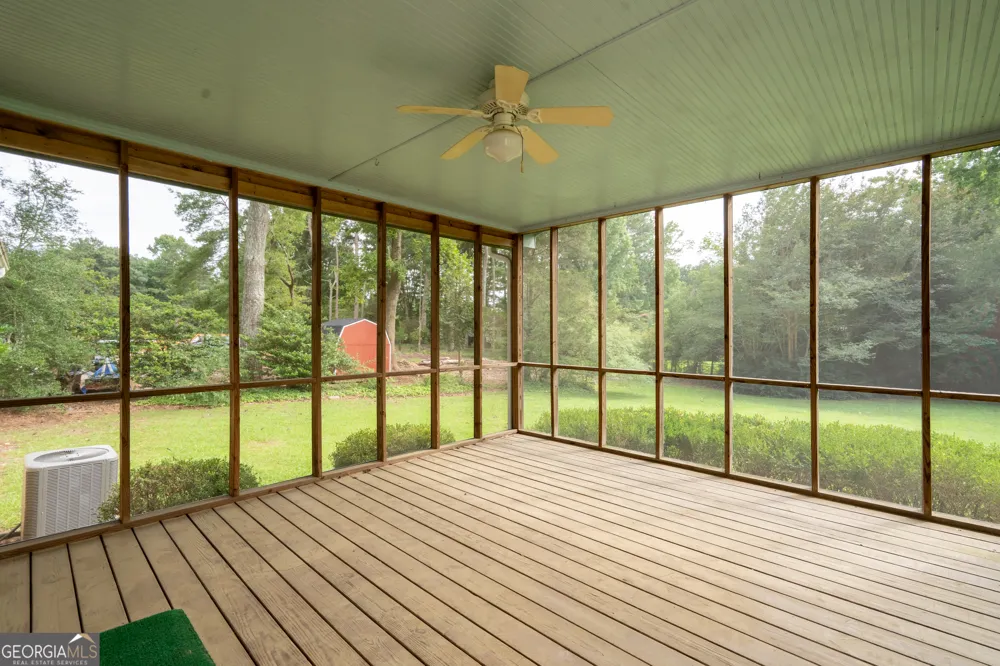 2685 Ashworth Lake RD Snellville, GA 30078