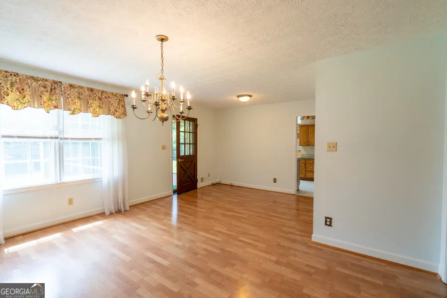2685 Ashworth Lake RD Snellville, GA 30078