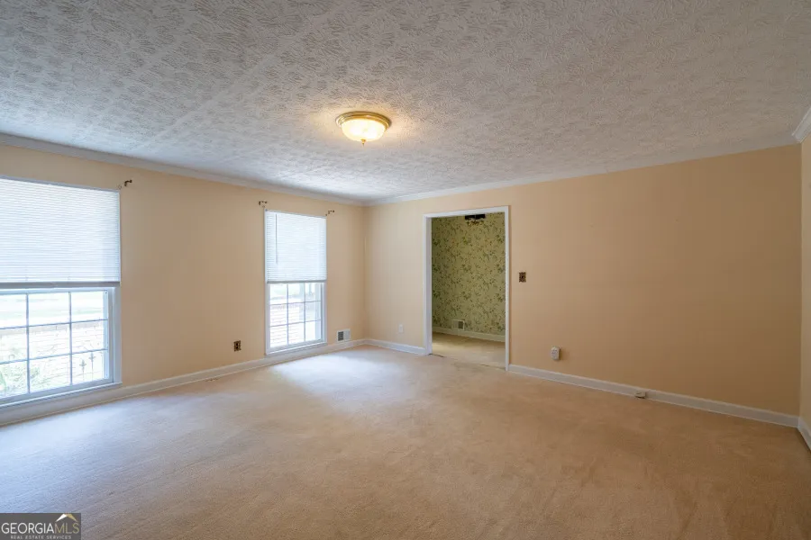 2685 Ashworth Lake RD Snellville, GA 30078