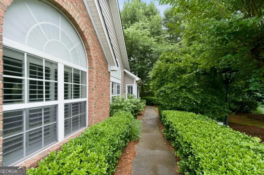 2235 Orchard PL Roswell, GA 30076