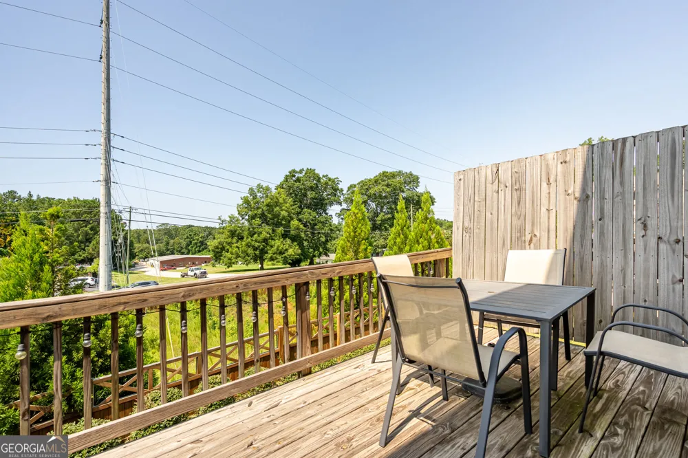 290 Mahone DR Lilburn, GA 30047