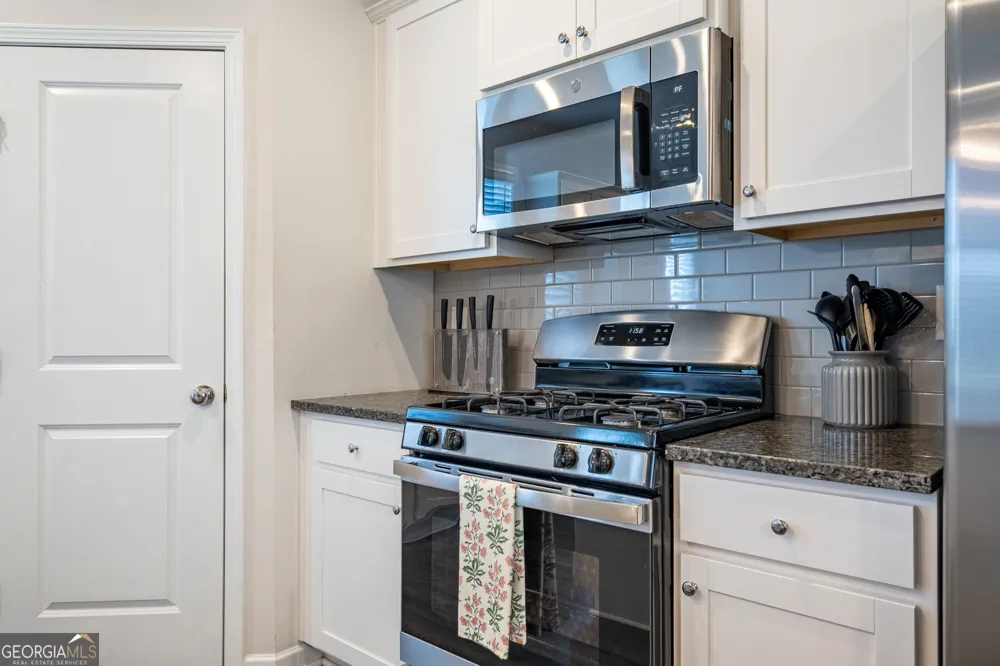 290 Mahone DR Lilburn, GA 30047