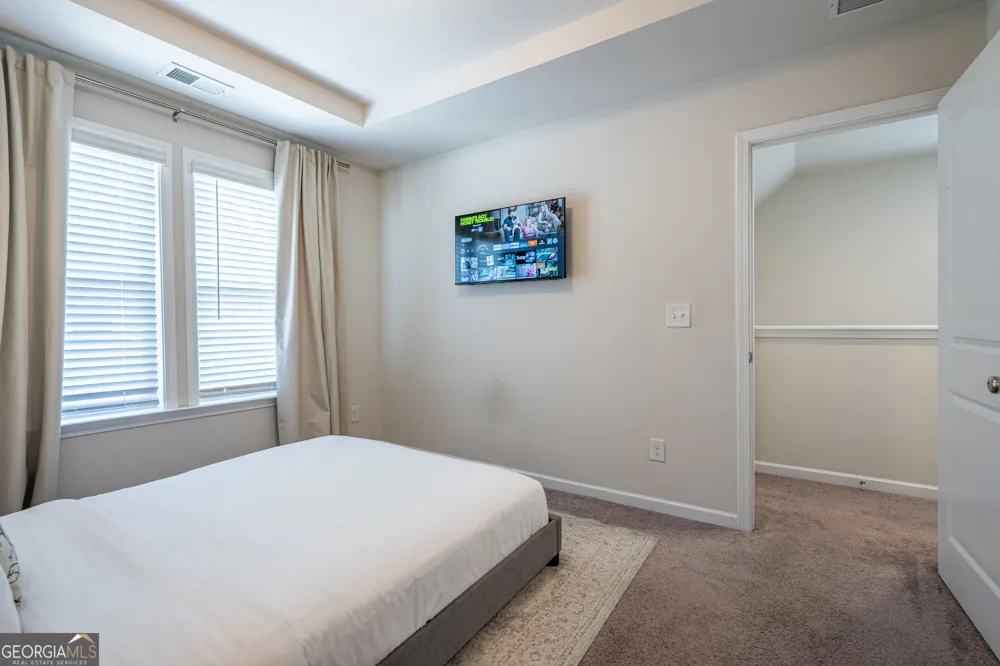 290 Mahone DR Lilburn, GA 30047