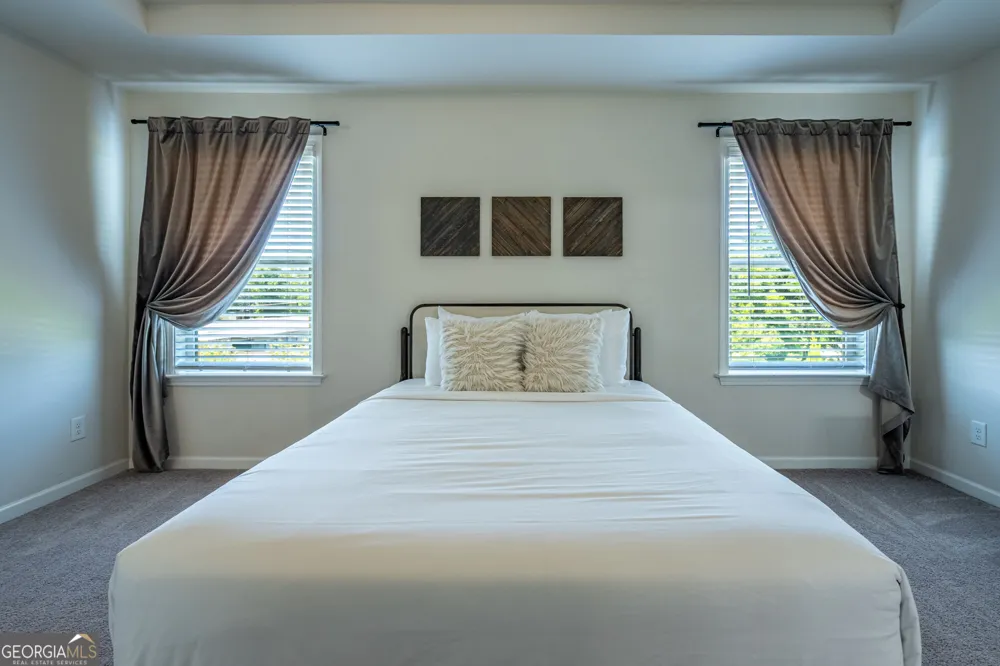 290 Mahone DR Lilburn, GA 30047