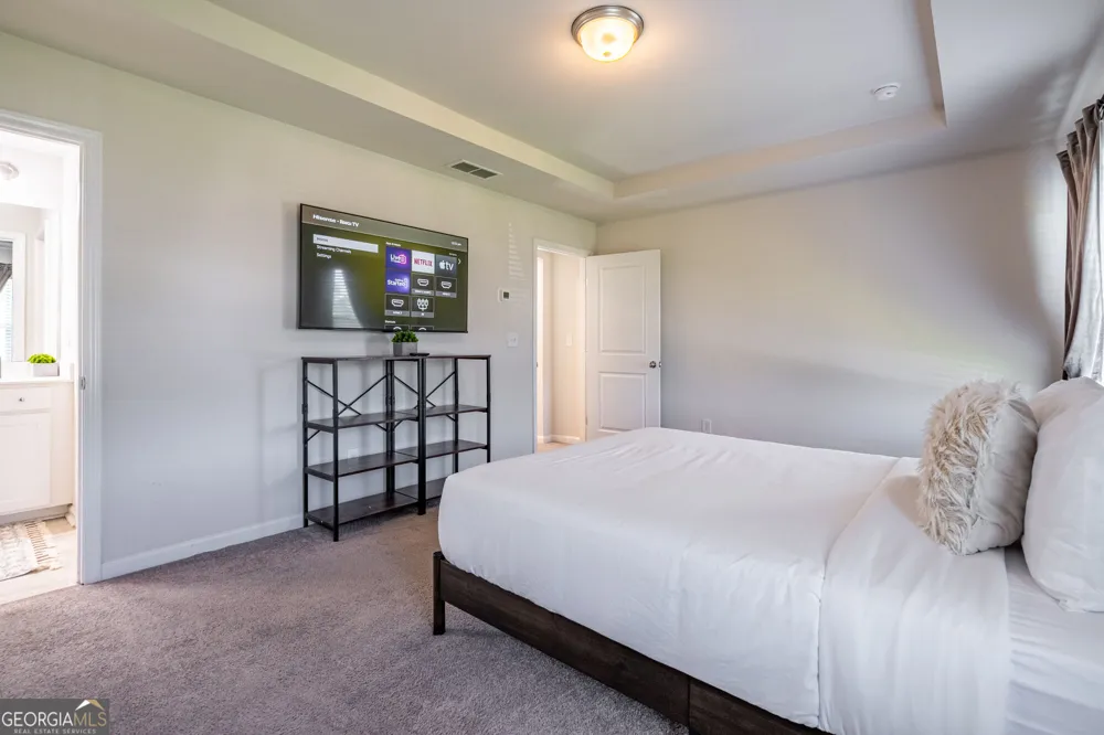 290 Mahone DR Lilburn, GA 30047