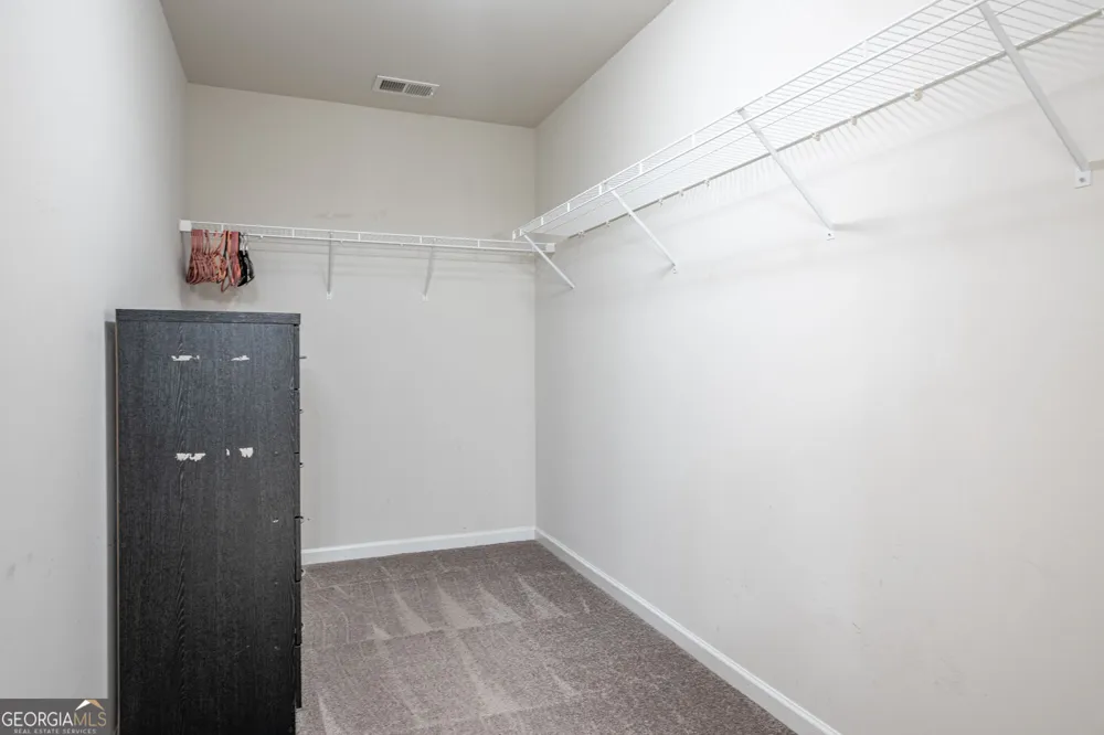 290 Mahone DR Lilburn, GA 30047