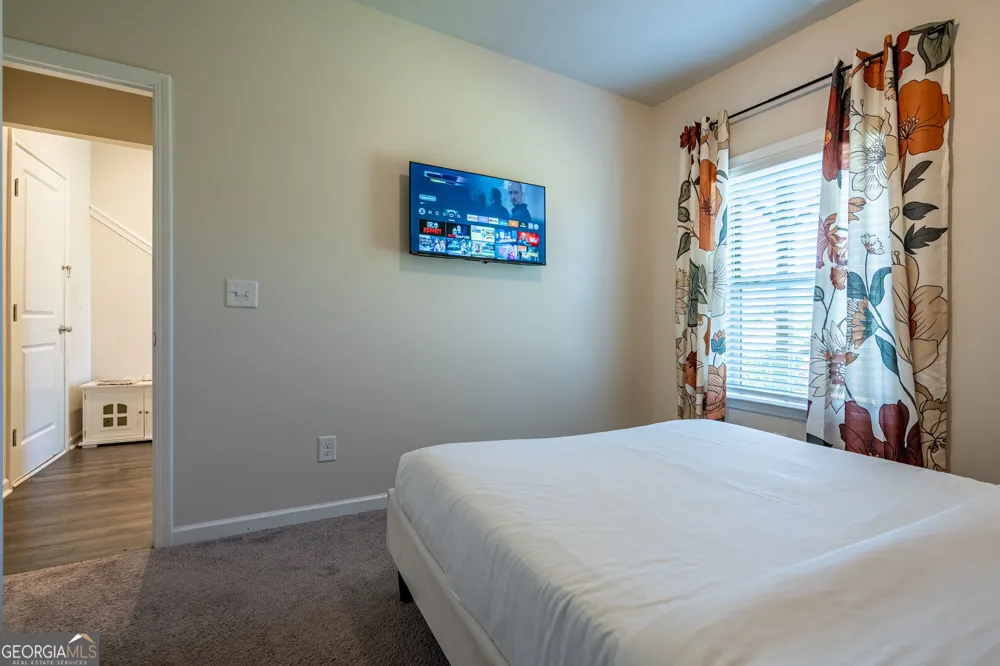 290 Mahone DR Lilburn, GA 30047