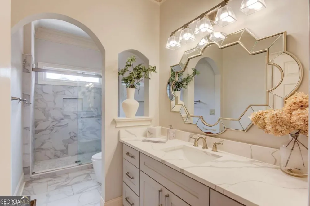 5318 Binghurst CT Suwanee, GA 30024
