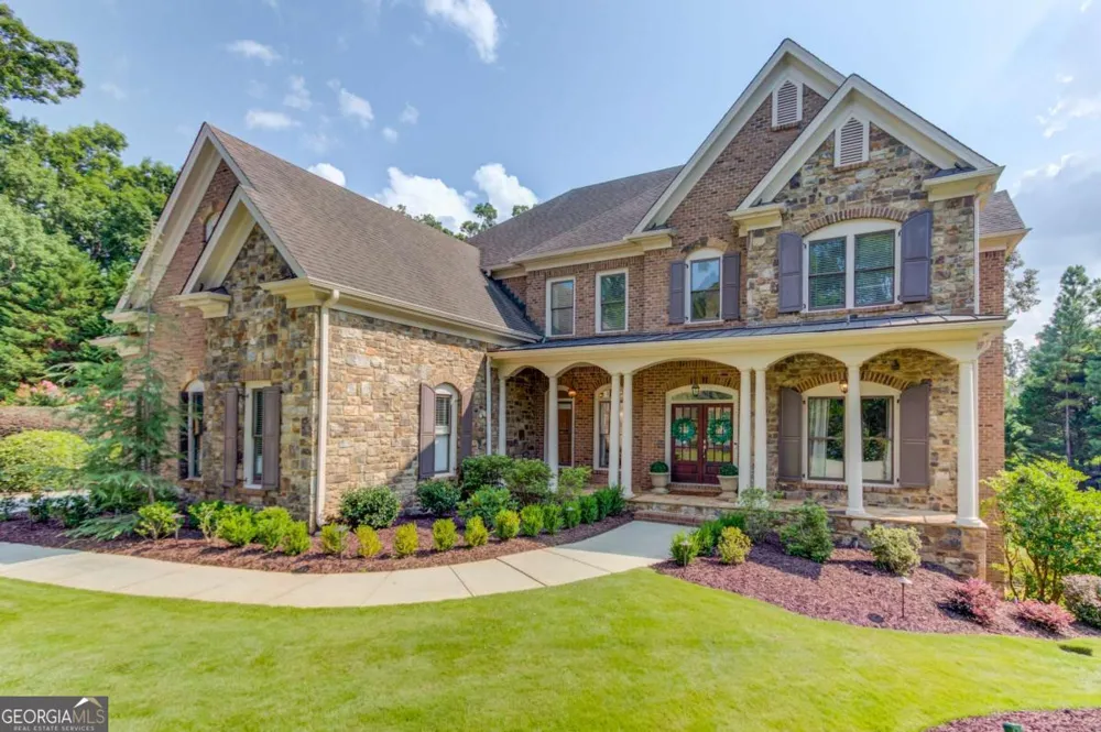 5318 Binghurst CT Suwanee, GA 30024
