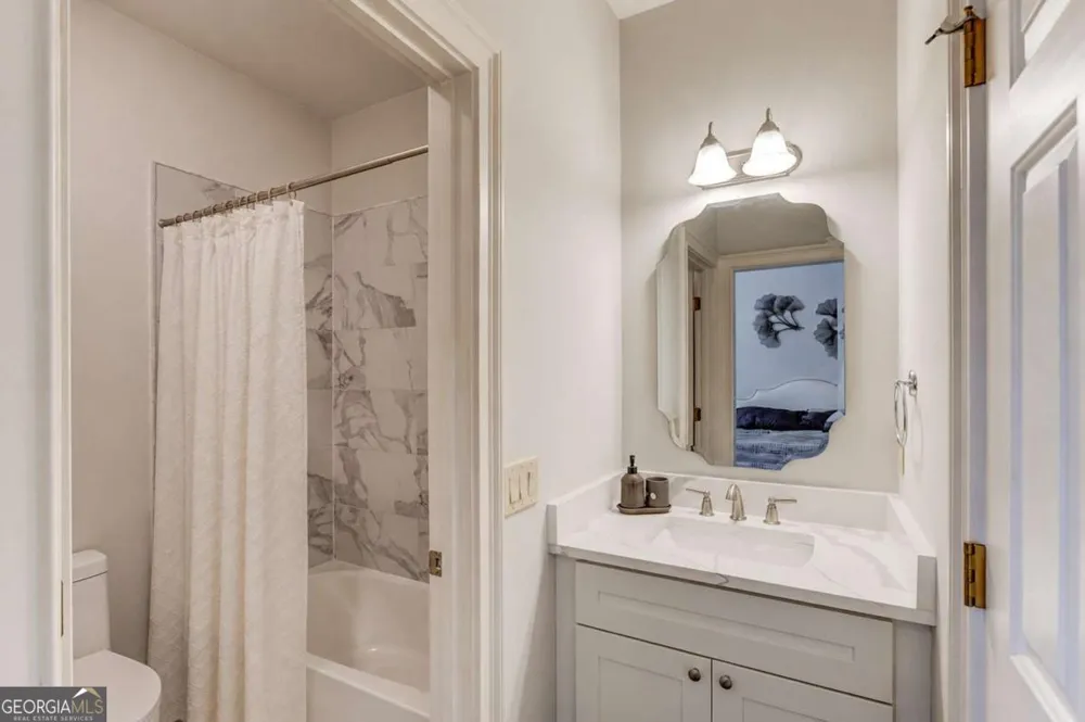 5318 Binghurst CT Suwanee, GA 30024