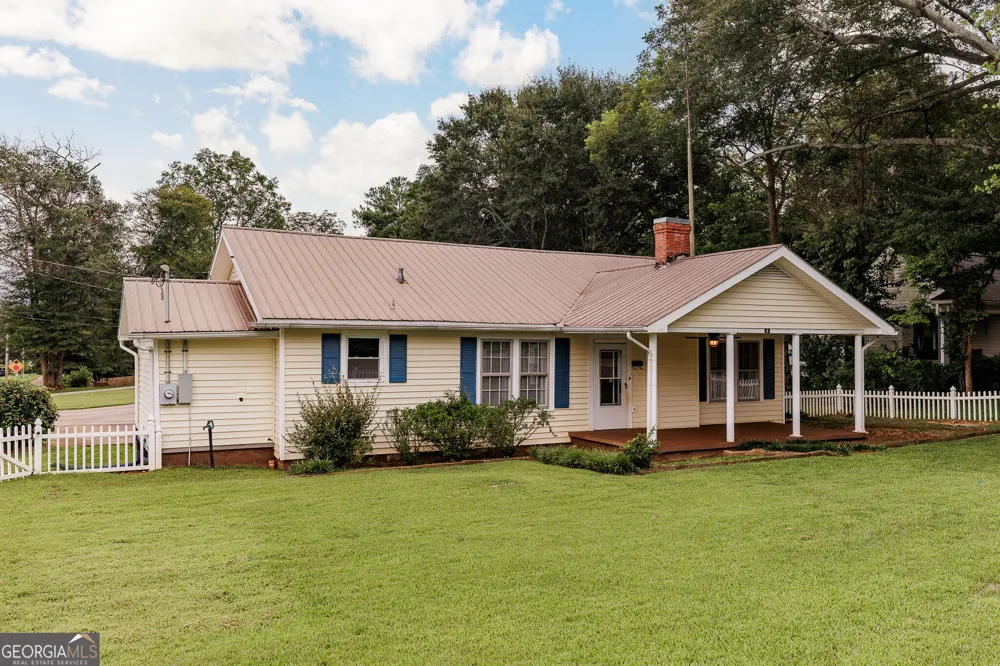 382 Elizabeth ST Commerce, GA 30529