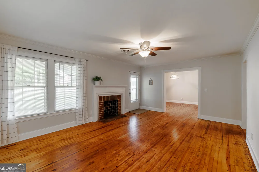 382 Elizabeth ST Commerce, GA 30529