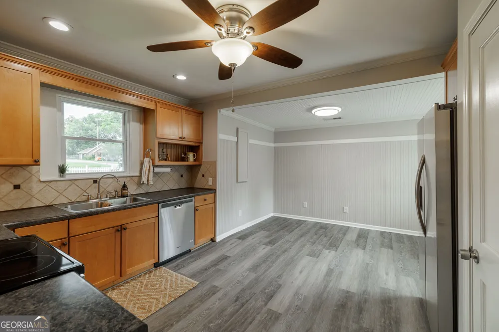 382 Elizabeth ST Commerce, GA 30529