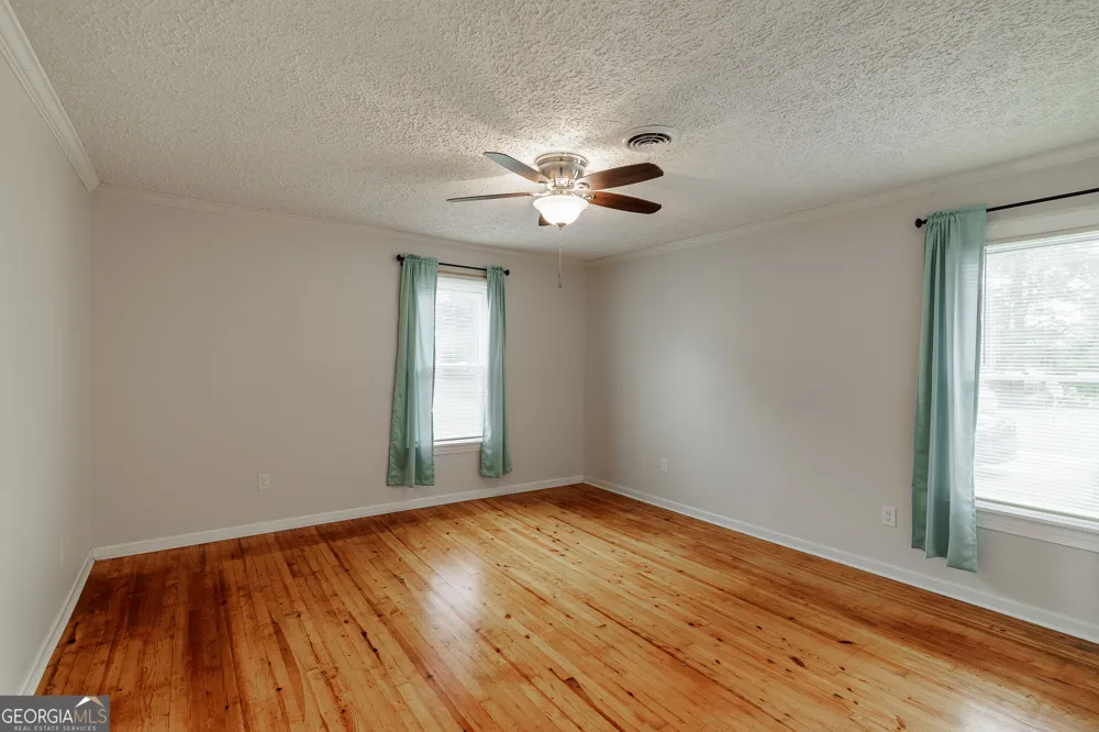 382 Elizabeth ST Commerce, GA 30529