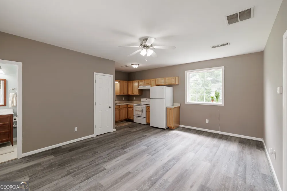 382 Elizabeth ST Commerce, GA 30529