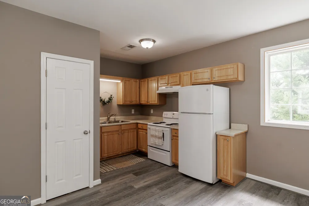 382 Elizabeth ST Commerce, GA 30529