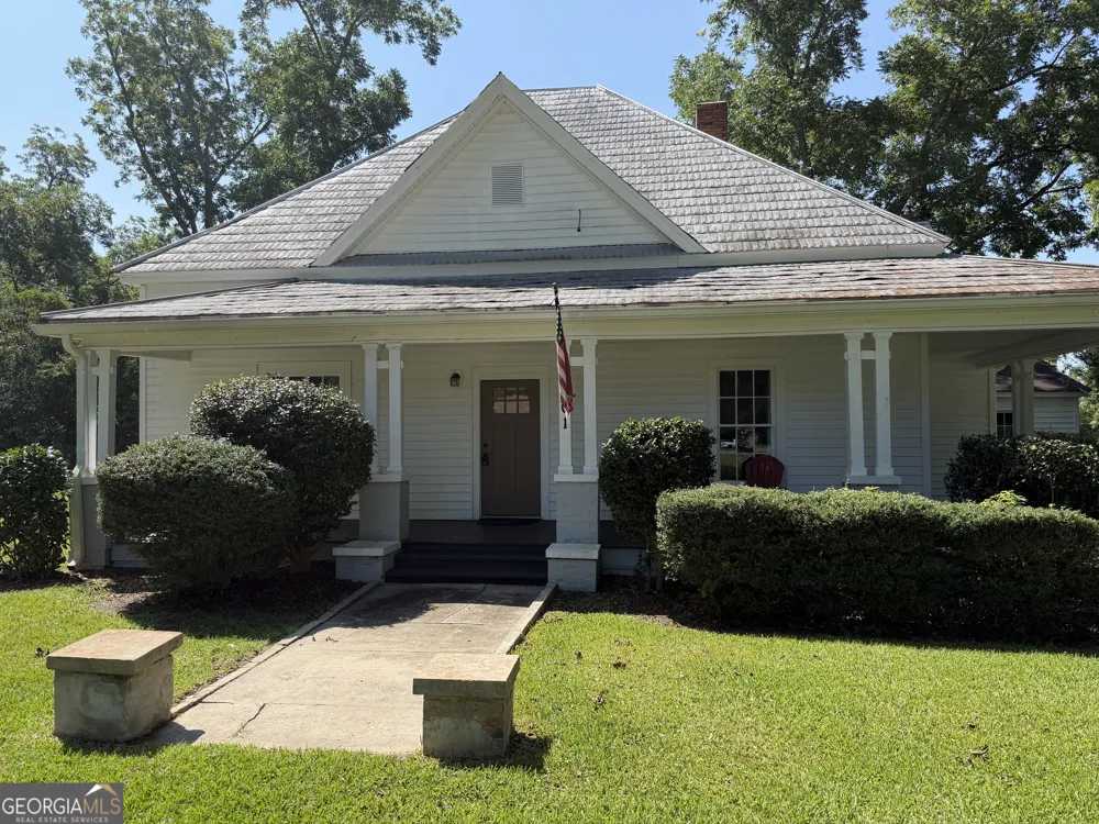 101 Harvey ST Dexter, GA 31019