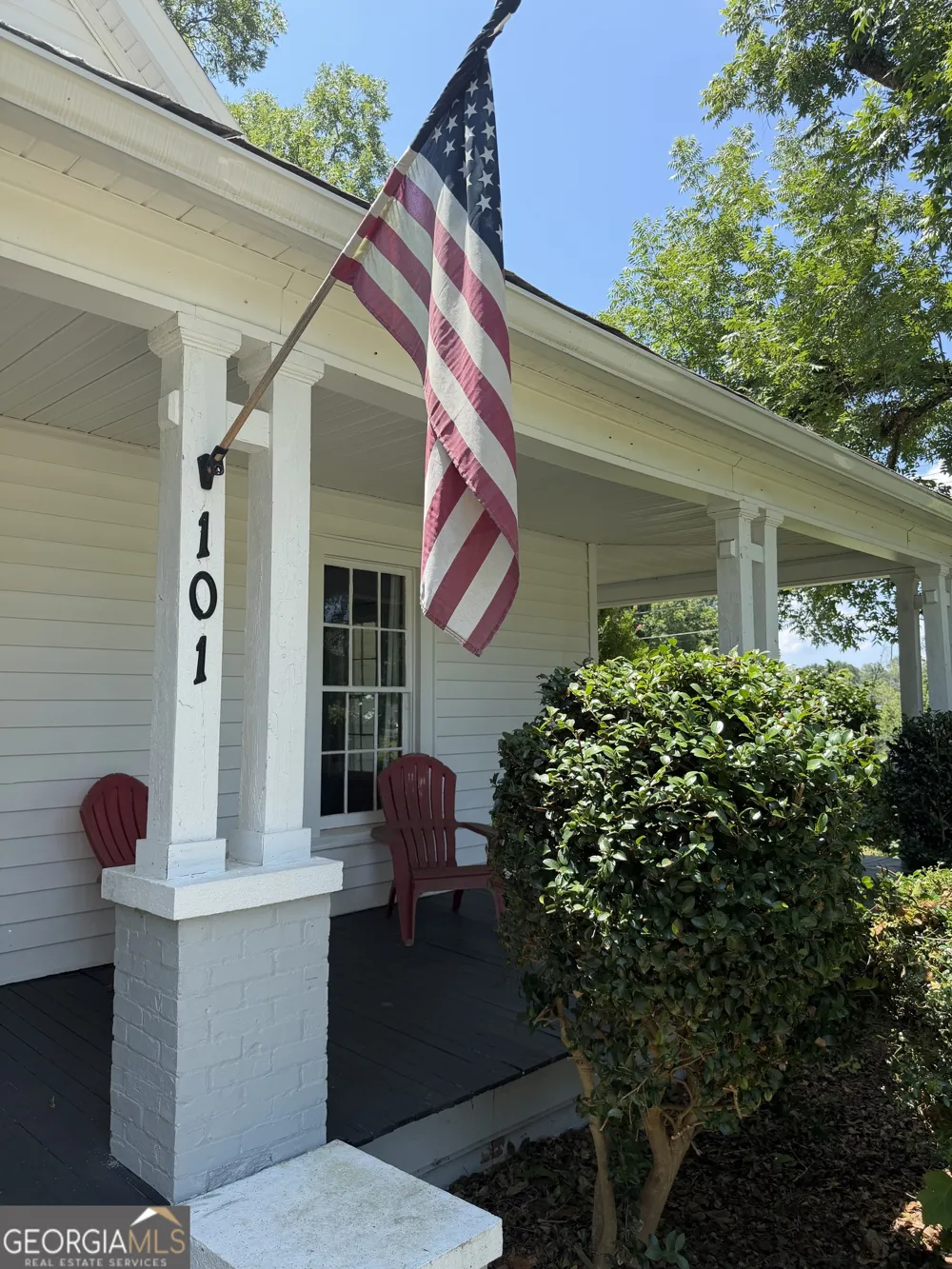 101 Harvey ST Dexter, GA 31019