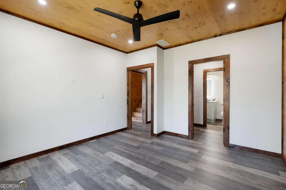 1038 BLUEBIRD RD Mineral Bluff, GA 30559