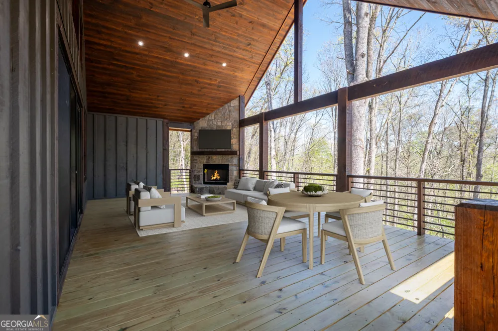1038 BLUEBIRD RD Mineral Bluff, GA 30559