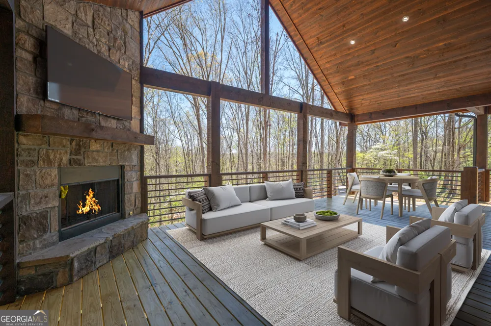 1038 BLUEBIRD RD Mineral Bluff, GA 30559