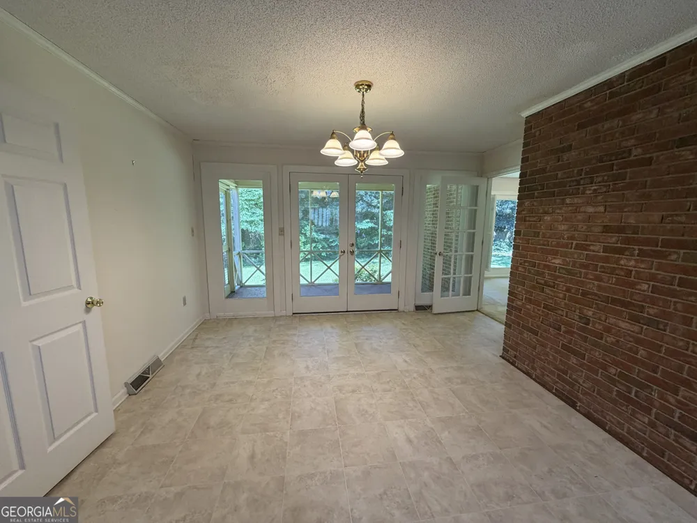 683 Chestnut DR Thomson, GA 30824