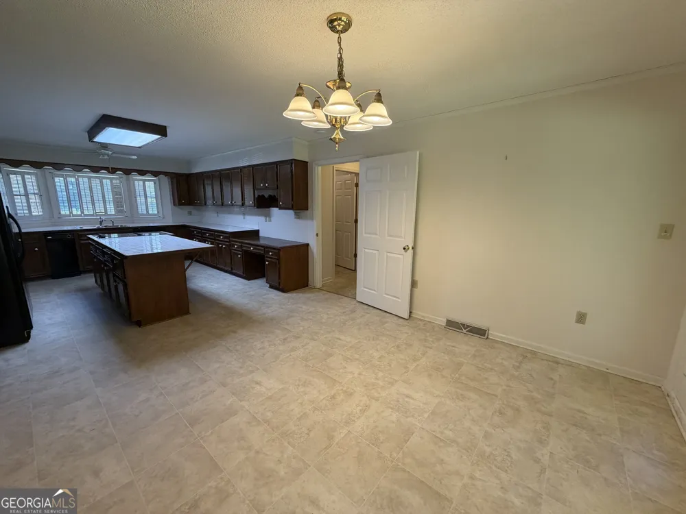 683 Chestnut DR Thomson, GA 30824