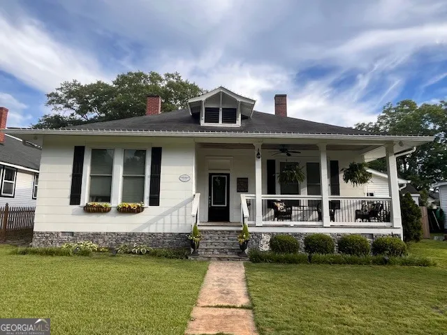 28 N Broad ST Porterdale, GA 30014