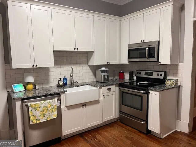 28 N Broad ST Porterdale, GA 30014