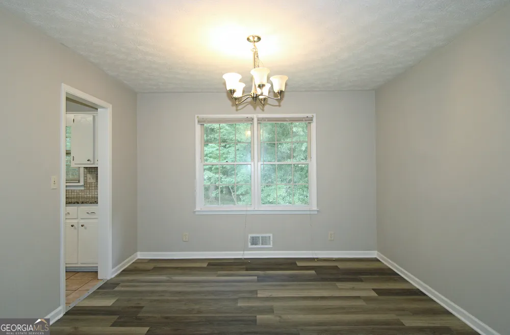 4828 Scotland DR Stone Mountain, GA 30088