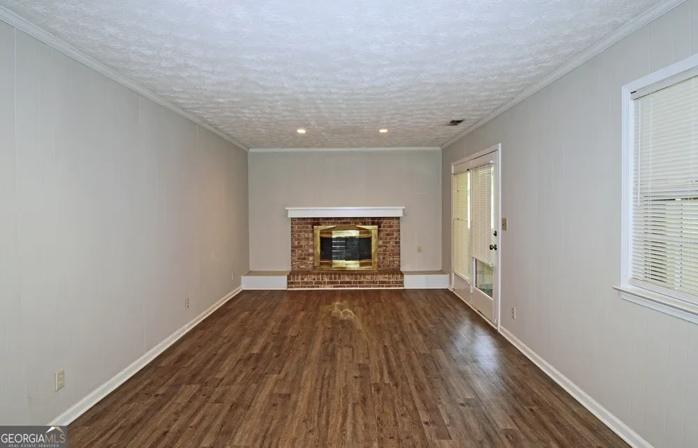 4828 Scotland DR Stone Mountain, GA 30088