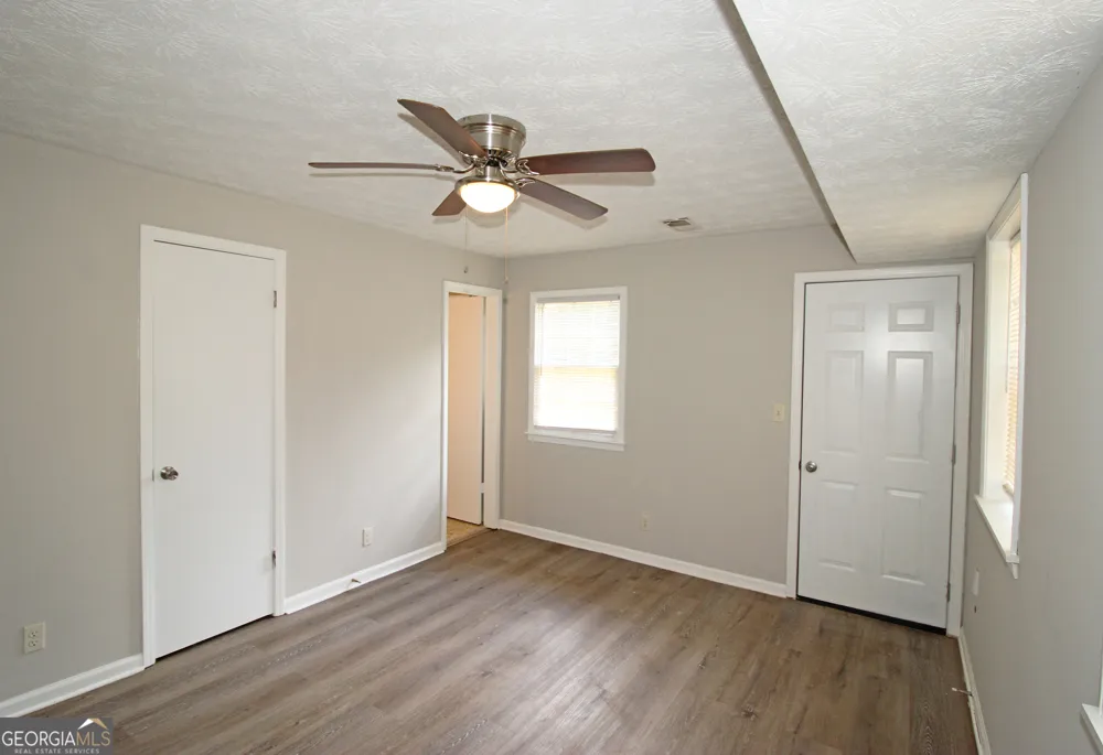 4828 Scotland DR Stone Mountain, GA 30088