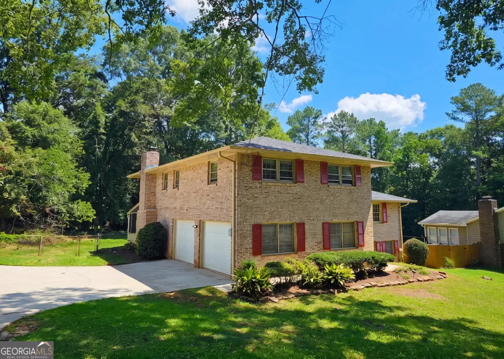 4828 Scotland DR Stone Mountain, GA 30088