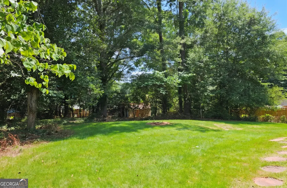 4828 Scotland DR Stone Mountain, GA 30088