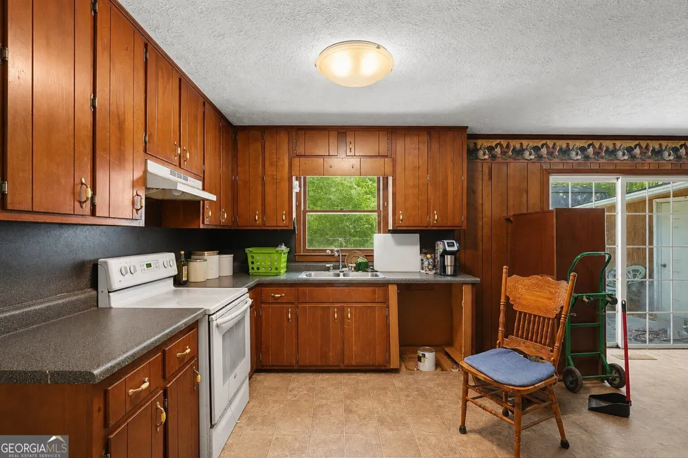 122 Bryant ST Stockbridge, GA 30281