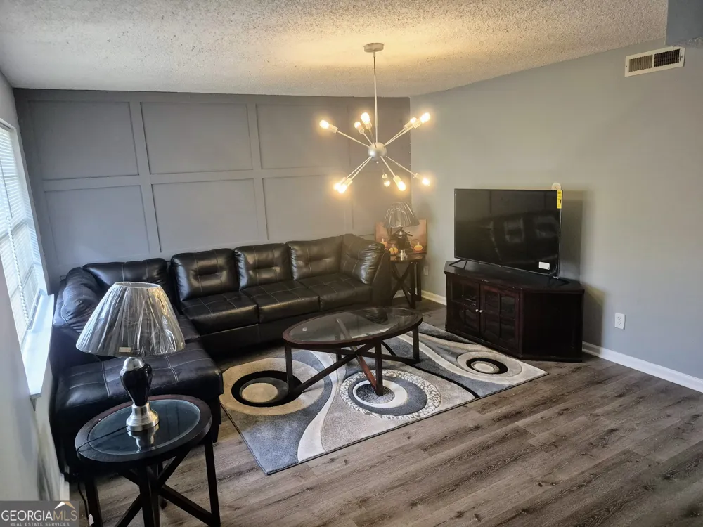 4701 Flat Shoals RD Union City, GA 30291