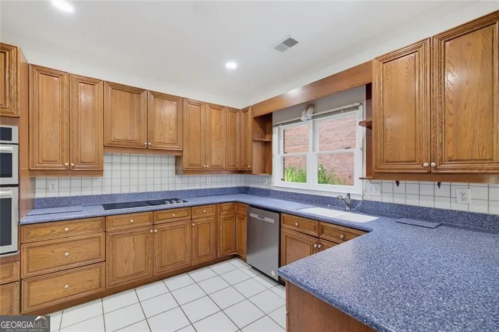 6260 Forest Hills DR Peachtree Corners, GA 30092